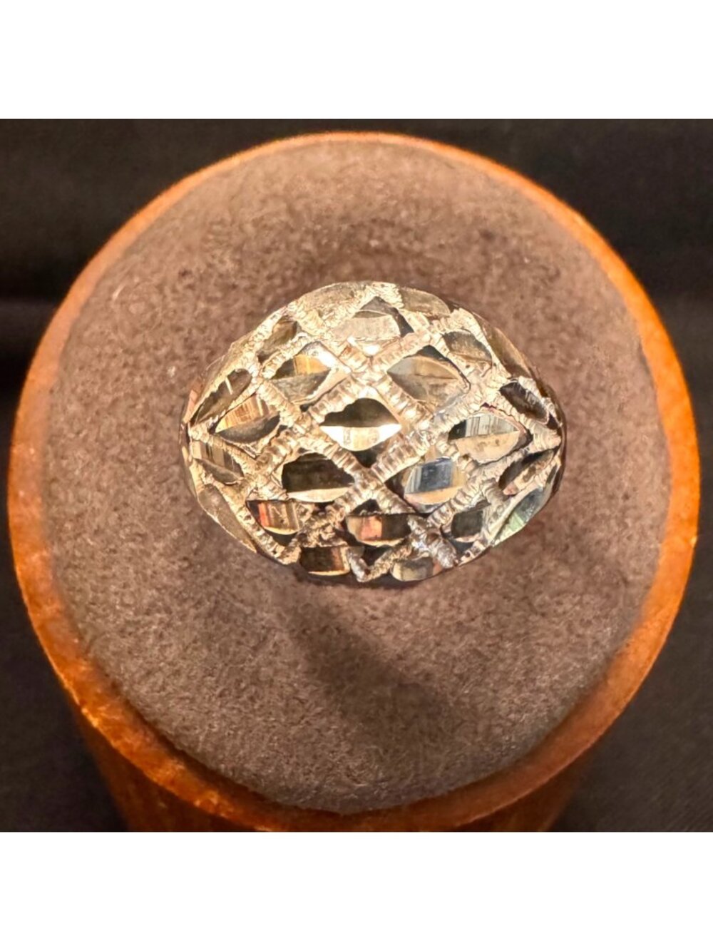 Solid Sterling Silver 925 Diamond Cut Cross Hatched Design Dome Ring Size 8